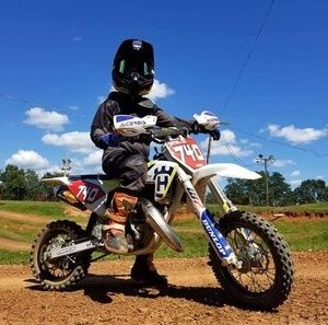 Meet your Posher, Troy